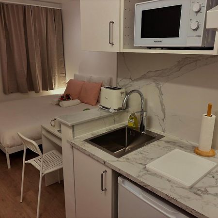 Benny'S Rooms Brussels City Centre מראה חיצוני תמונה
