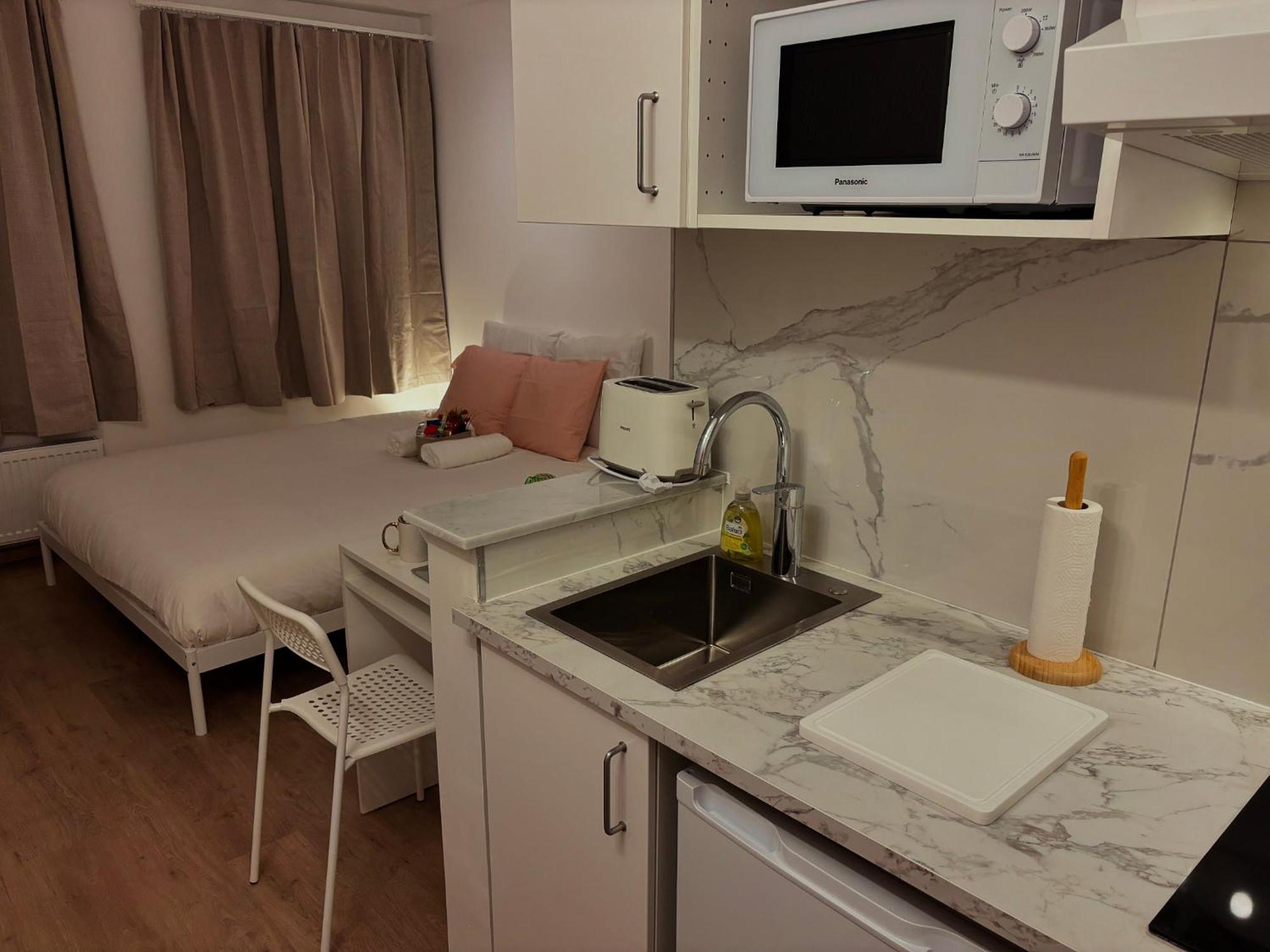 Benny'S Rooms Brussels City Centre מראה חיצוני תמונה